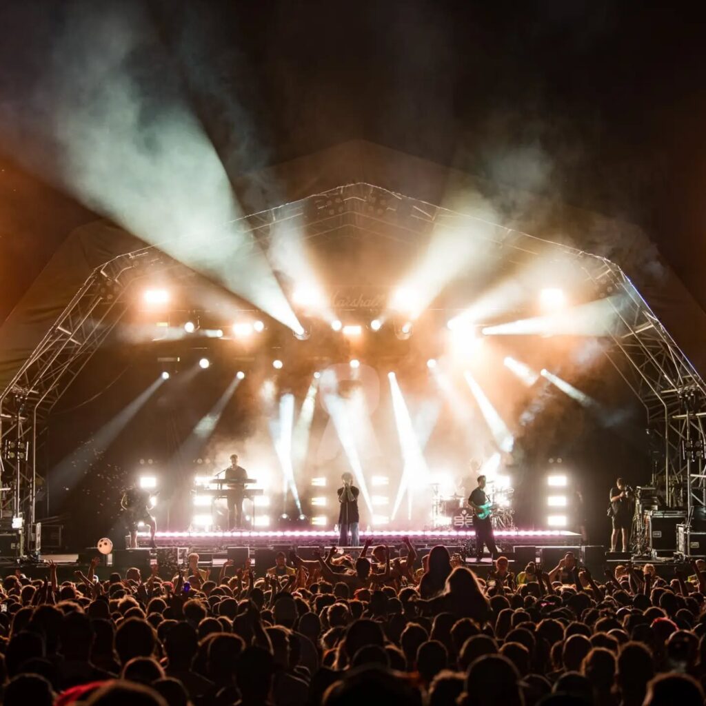 @donbroco - @2000trees_festival 2026 (Thu) Shot for @wthblows