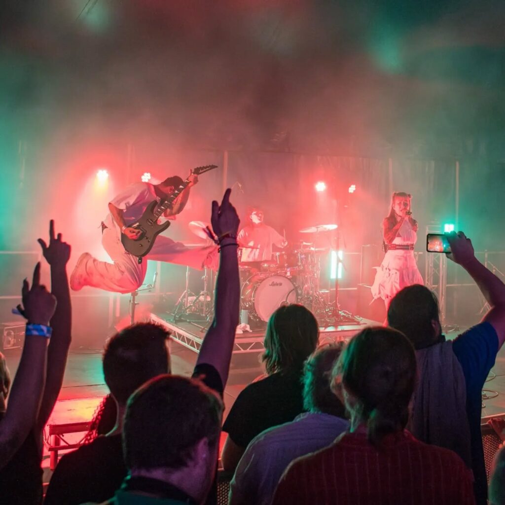 @lakemalice - @2000trees_festival 2026 (Wed)